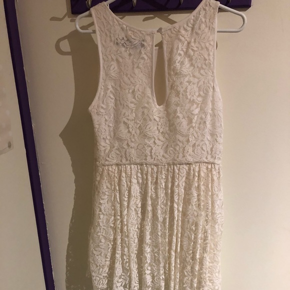 Mink pink lace dress - Picture 5 of 6